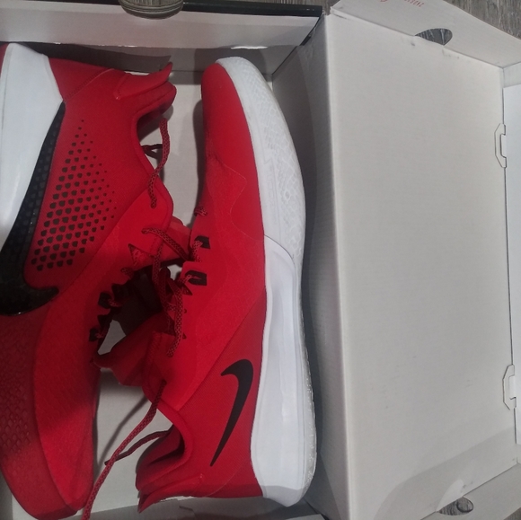 Shoes - Picture 7 of 12